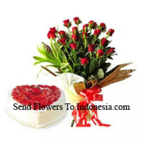 Ramo de 24 rosas rojas con pastel de piña en forma de corazón de 1 kg (Tenga en cuenta que la entrega de pasteles solo está disponible para la región de Metro Manila. Cualquier pedido de entrega de pasteles fuera de Metro Manila se sustituirá por un Pastel de Brownie de Chocolate sin crema o se le ofrecerá al destinatario un cupón de Red Ribbon suficiente para comprar el mismo pastel)